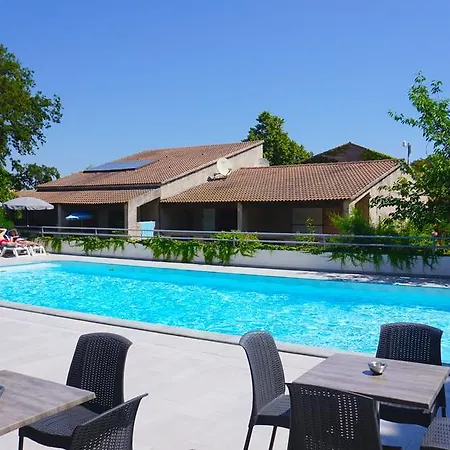 Apart-hotel Sole E Mare Santa-Maria-Poggio (Corsica)