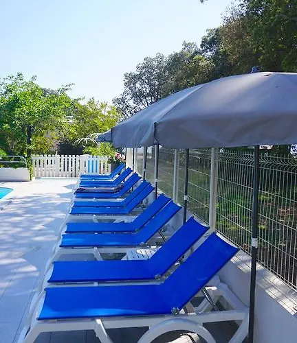 Sole E Mare Apart Otel Santa-Maria-Poggio (Corsica)